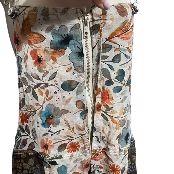 POL Multi-Color Floral Jogger Fit Woven Overalls - Picture 8 of 10